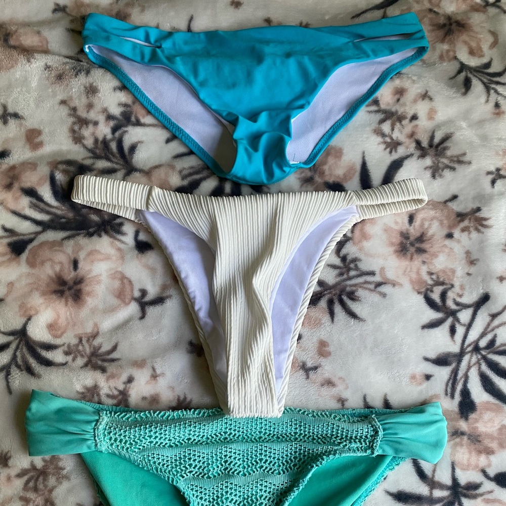 Bikini bottoms